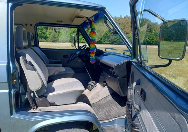 Volkswagen Caravelle cena 101000 przebieg: 284000, rok produkcji 1990 z Grodzisk Mazowiecki małe 781